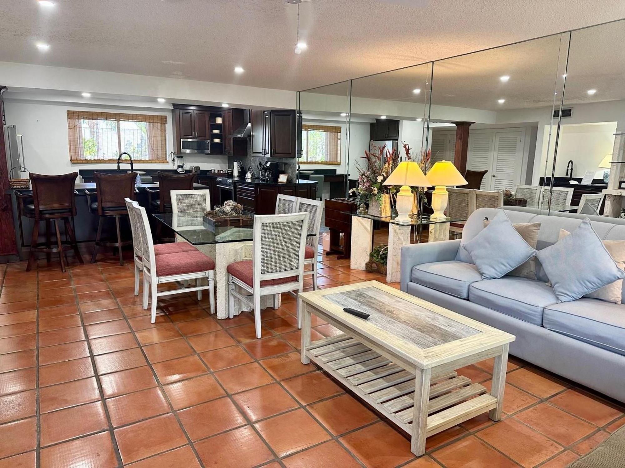 Beautifully Renovated Summer Of 2020 Come And Enjoy This Lovely Unit Кі-Вест Екстер'єр фото